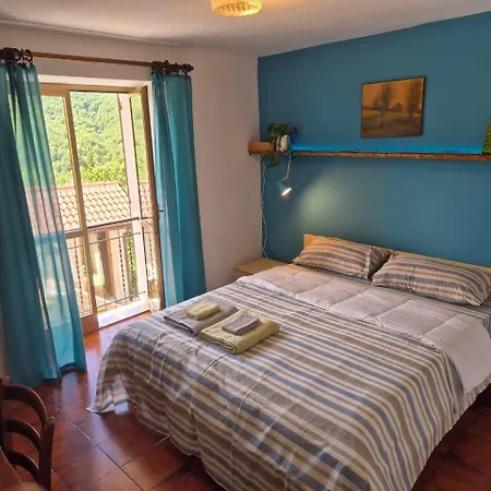 In Montagna Апартаменты Caprauna